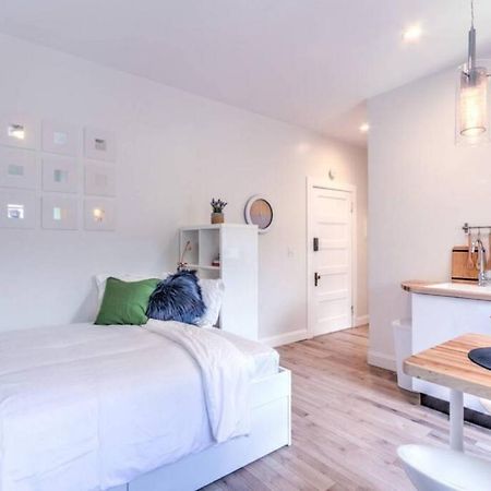 Miraculously Modern In A Vintage Shell Midtown Apartment Memphis Exterior photo